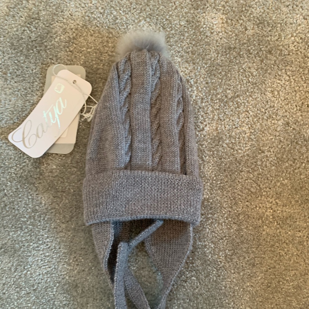 NWT Baby Catya Hat with Fur PomPom